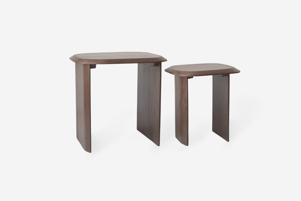 SET 2 MESAS AUXILIARES SET 2 MESAS AUXILIARES